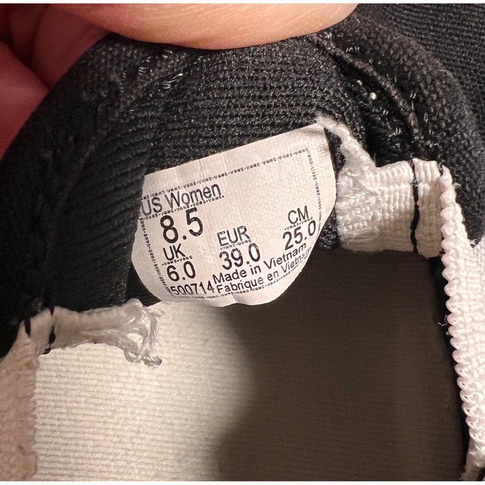 Vans Classic Slip-On Sneaker Women 8.5 Black White Canvas Sneakers Skater - Picture 4 of 11